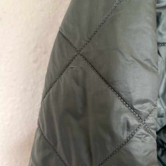 Patagonia Women’s Radalie Jacket in Green, Size XS - Picture 10 of 10